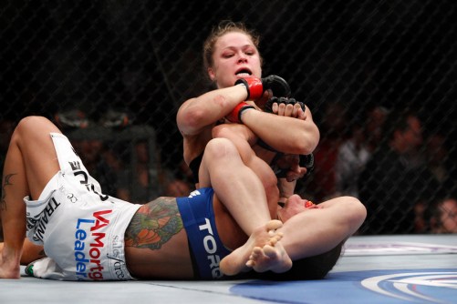 Ronda Rousey vs Liz Carmouche